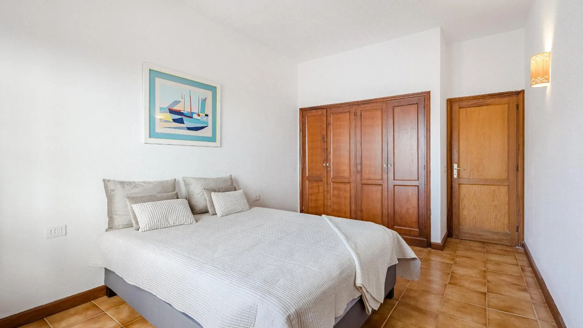 Home2Rest - 2Bdr, 1St Line With Ocean Views, Los Gigantes Cliffs And Port Acantilado de los Gigantes 0*,  Spain