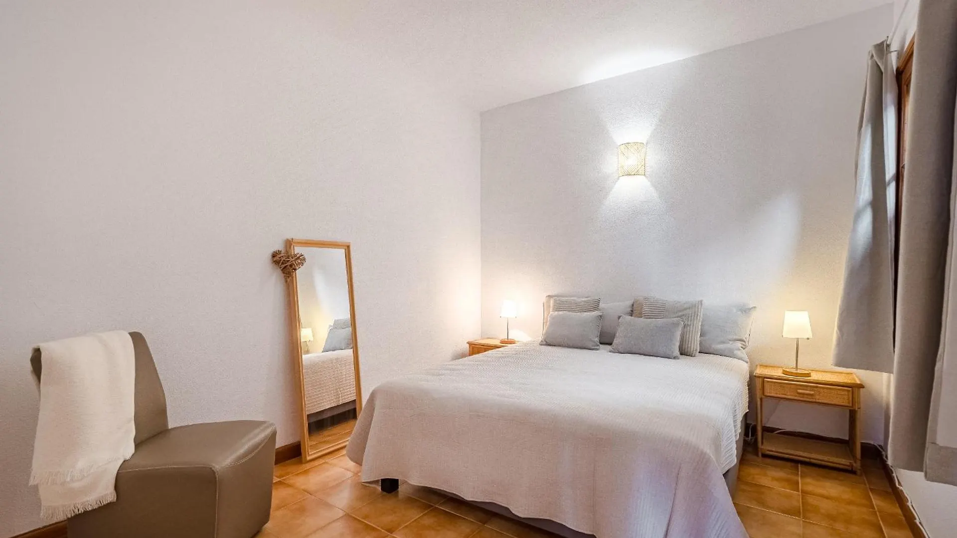 Apartment Home2Rest - 2Bdr, 1St Line With Ocean Views, Los Gigantes Cliffs And Port Acantilado de los Gigantes